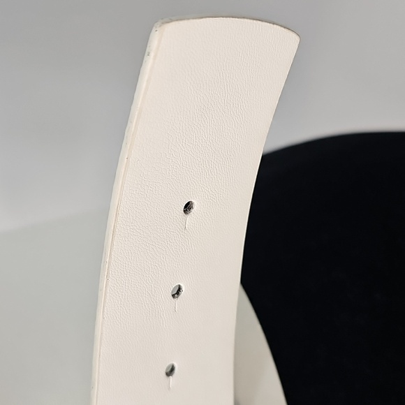 Unique Plus Size White Asymmetrical Belt w Silver Buckle Playful Bold - Picture 4 of 7